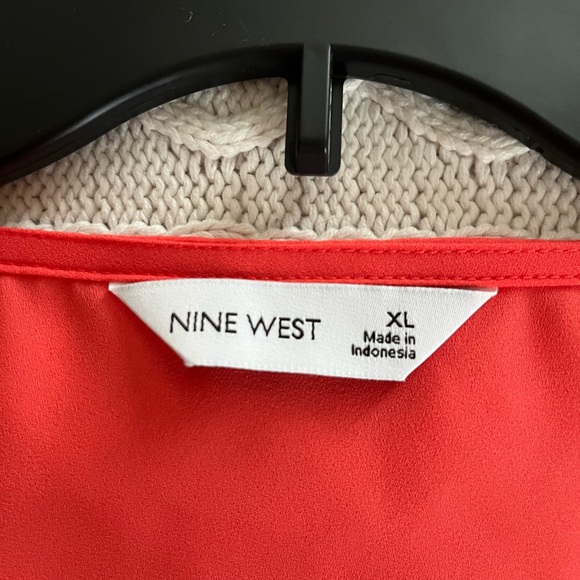 Nine West Deep Coral Women's Sleeveless V-Neck Lined Top Women’s size XL - Picture 13 of 16